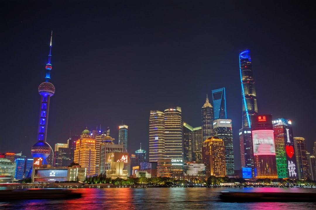 Aptos APT cryptocurrency chart showing price decline