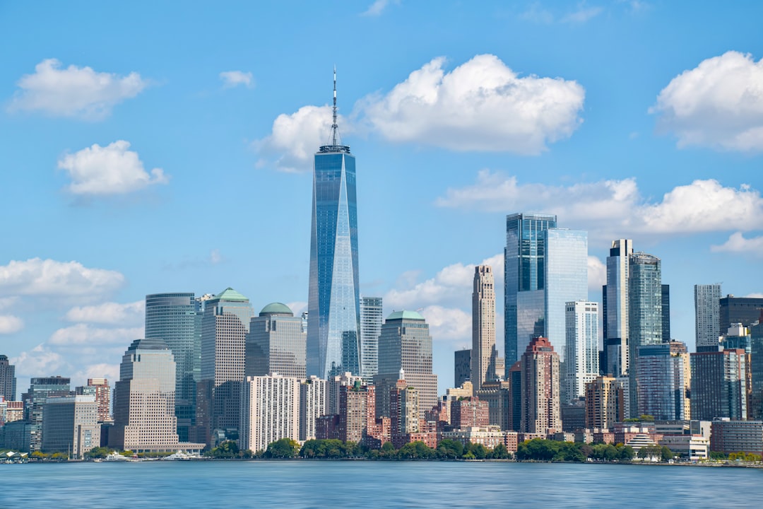 AUD/CHF İşlemleri: Pazar Sınırlamaları Arasında 0.54500 Pivotunu Yönetmek