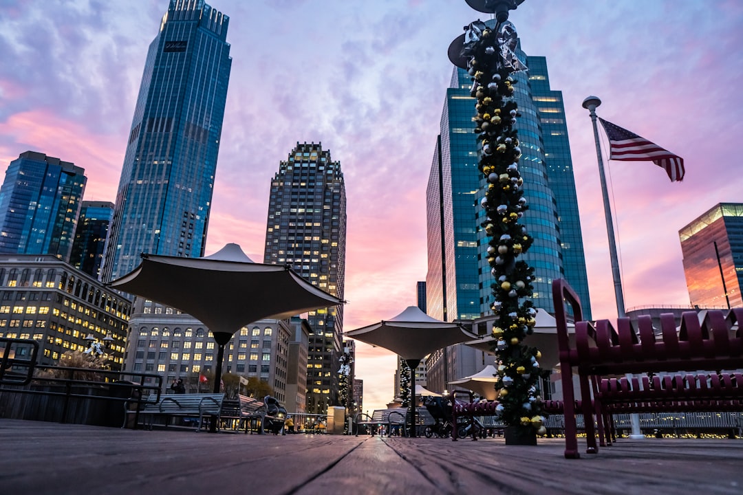 AUD/JPY chart showing key support and resistance levels with an arrow pointing at the 109.500 pivot line indicating volatility