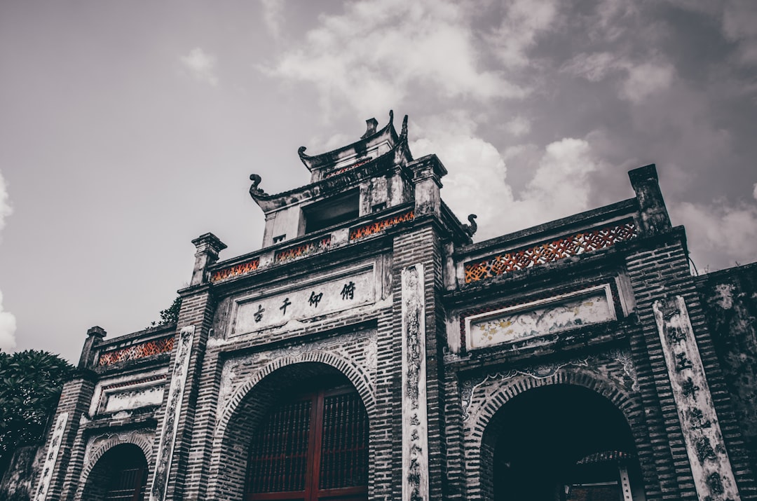 AUD/NZD currency pair chart showing range-bound price action at 1.1646