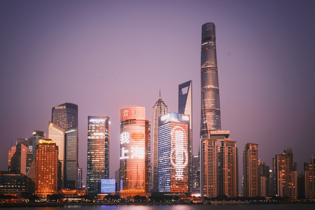 Bitcoin chart showing price trends above 68000 USD