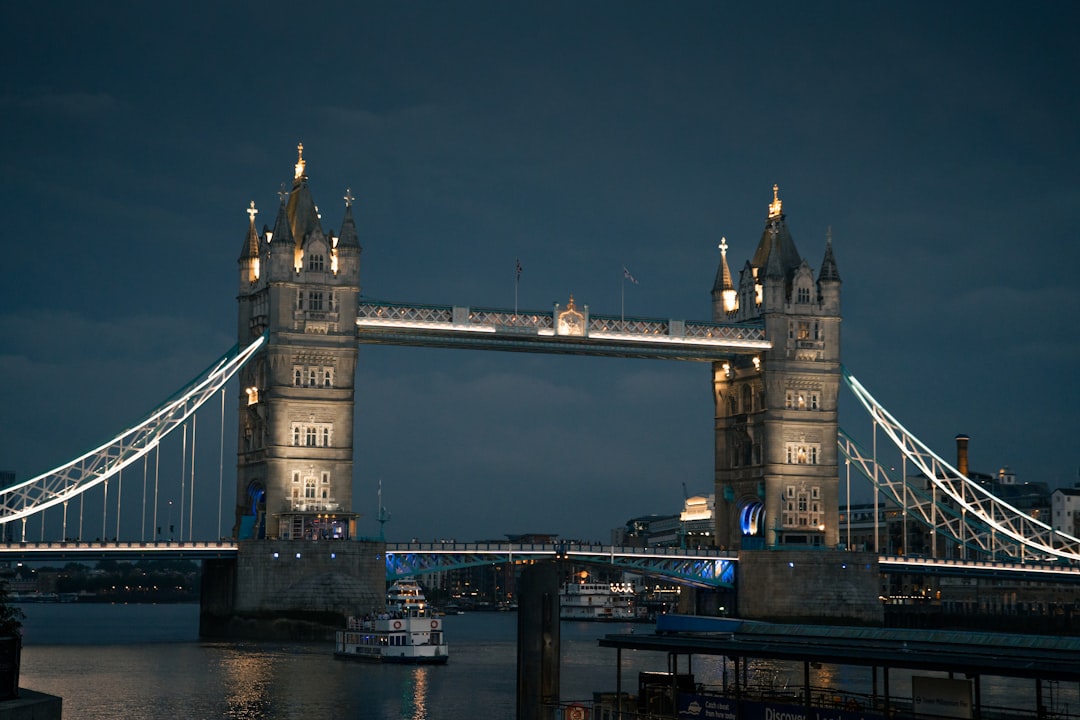 BNY Mellon BK stock earnings chart analysis