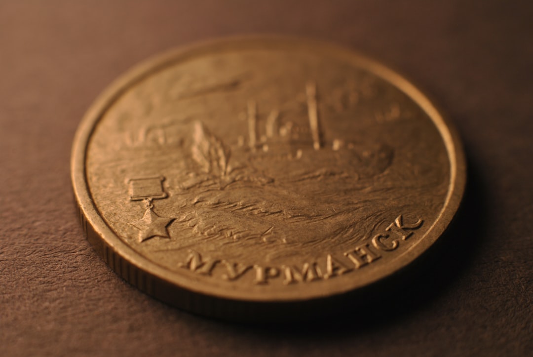 CAD/CHF currency pair chart with oil price overlay