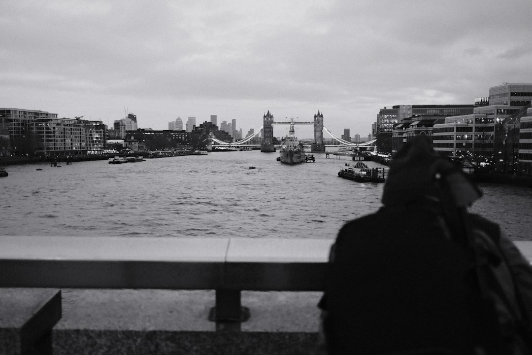 CAD/CHF currency pair chart showing a range-bound environment around a central pivot point on a trading platform.