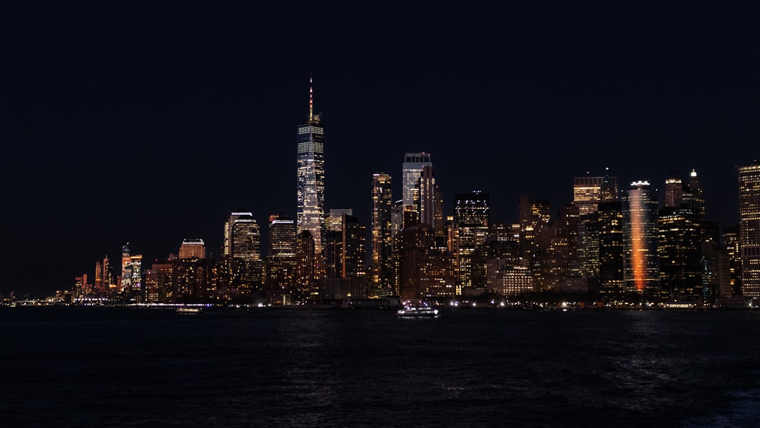 CAD/JPY currency pair chart showing key pivot level at 114.500