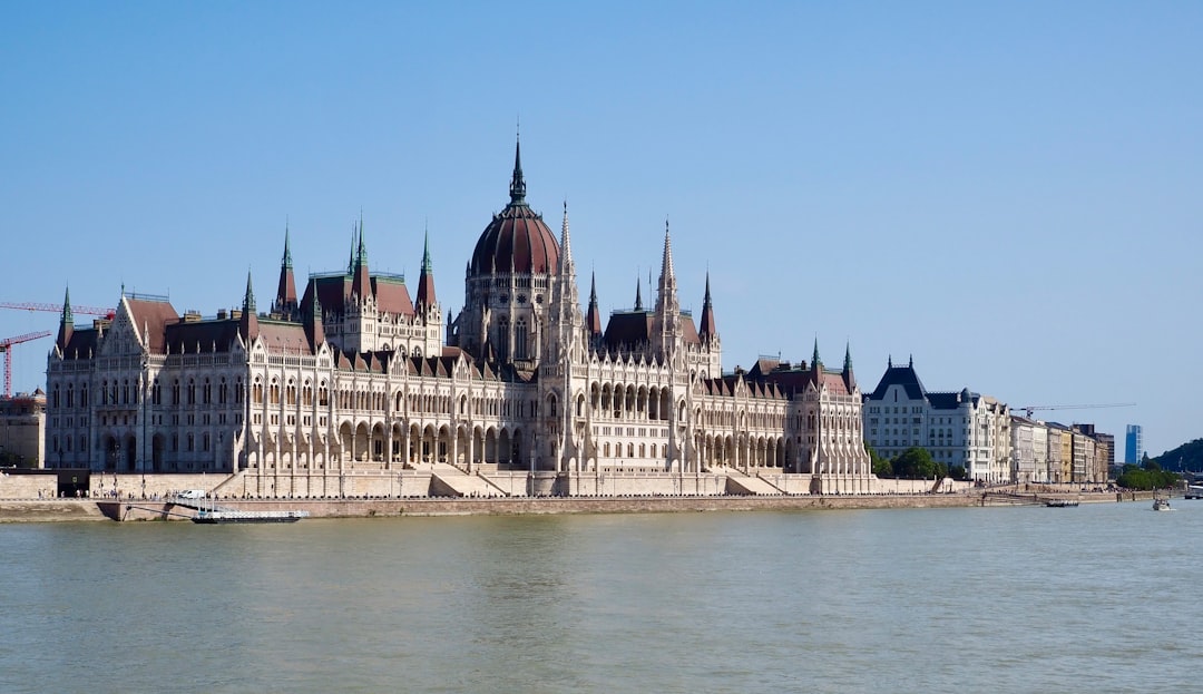 Charter Communications CHTR Stock Price Chart Analysis