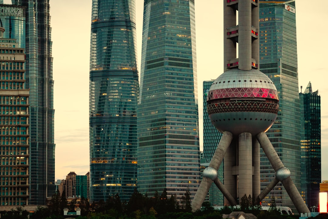 Ethereum (ETH) price chart showing resistance and support levels, influenced by macro events