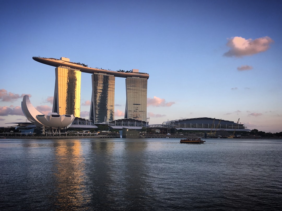 EU50 index chart showing consolidation and key price levels