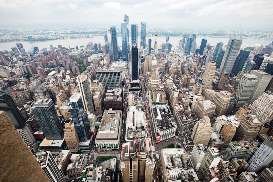 EUR/CAD Forex Chart Analysis showing 1.62000 pivot level