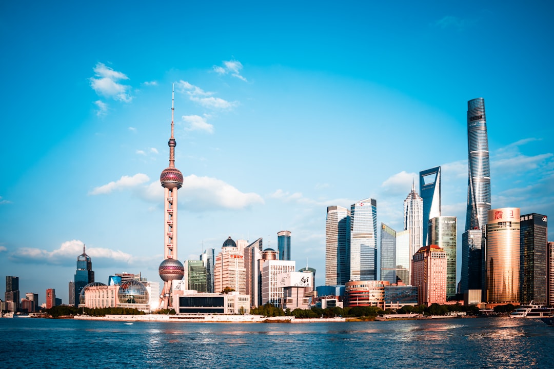 EUR/AUD currency pair price chart showing range-bound movement