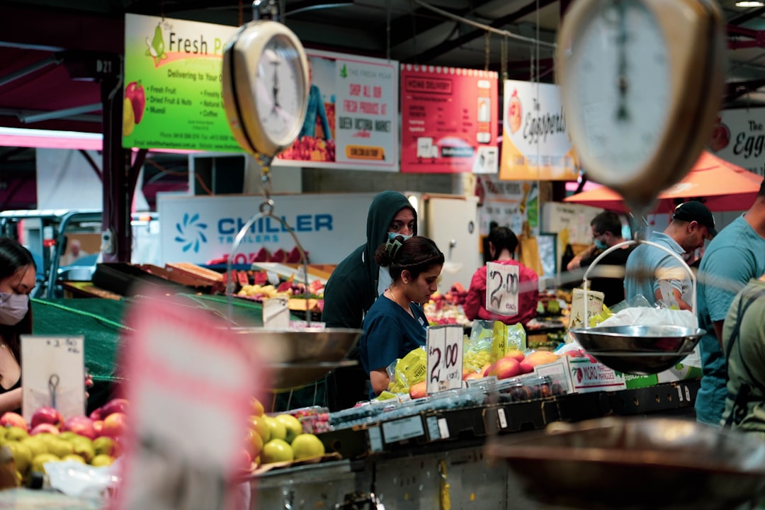 EURNZD chart showing price action around key support and resistance levels