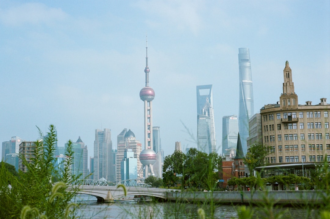 Filecoin (FIL) cryptocurrency chart showing price volatility amidst macro headwinds