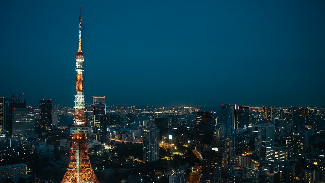 GBP/JPY currency pair chart showing volatility and key technical levels.