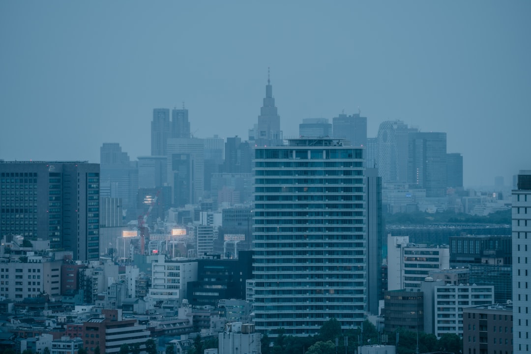 GBP/USD currency pair price chart showing rates-led impulse