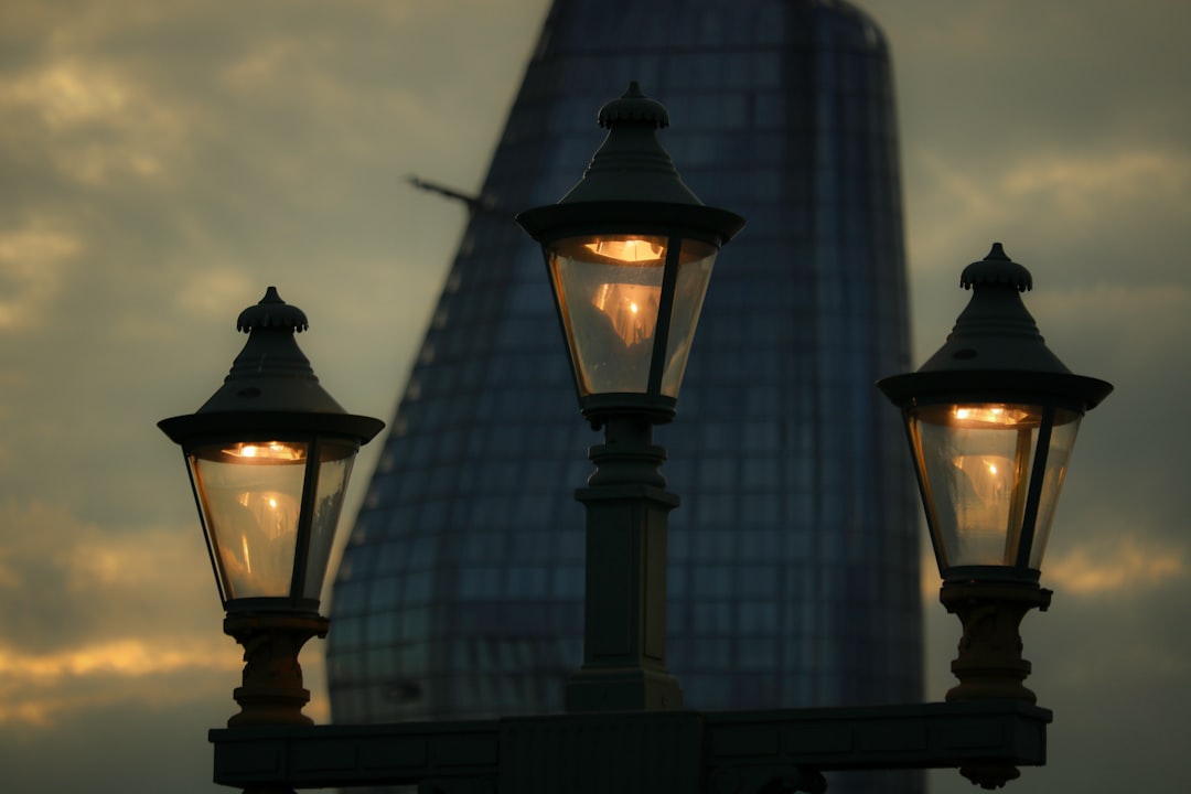 General Electric stock chart showing resistance and support levels ahead of earnings