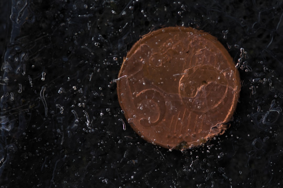 Professional trading chart showing heating oil and distillate price action