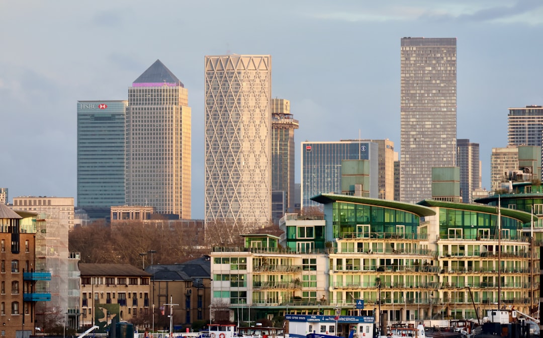 Iron Mountain (IRM) stock chart demonstrating earnings-driven volatility