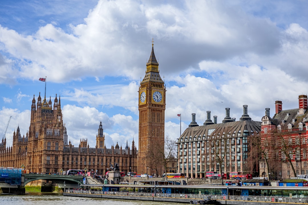 Iron Ore Market Analysis and China Steel Mill Restocking Trends