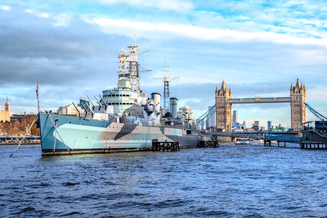 Chainlink LINK price live chart analysis showing technical pivot levels