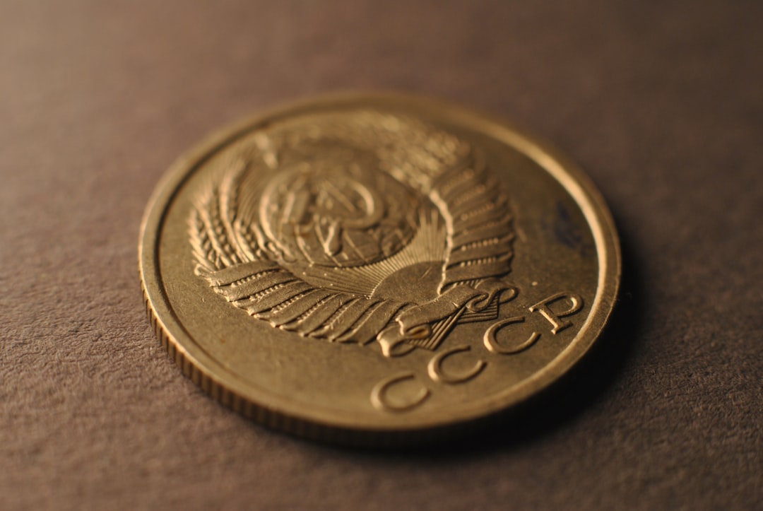 NZD/CAD currency pair analysis reflecting oil beta and trade risk