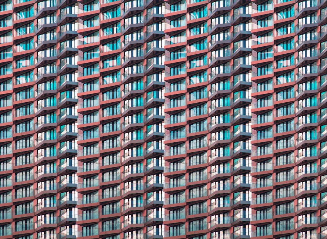 NZD USD live chart analysis with 0.5930 pivot level and price support