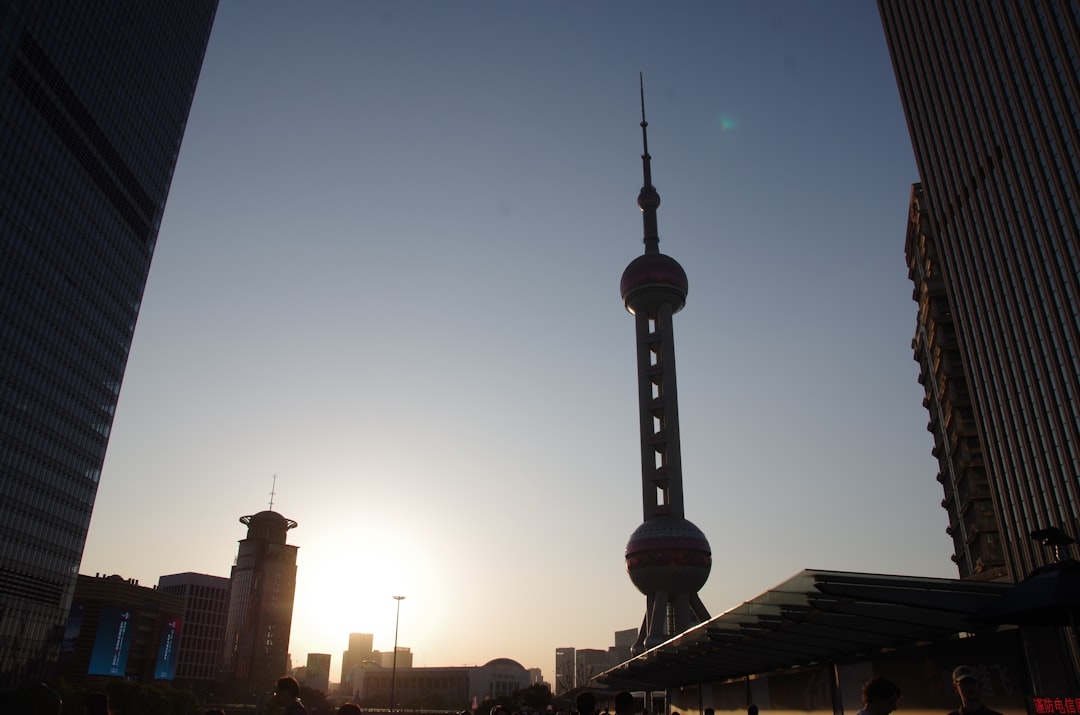 PEPE USD price chart analysis showing support and resistance levels