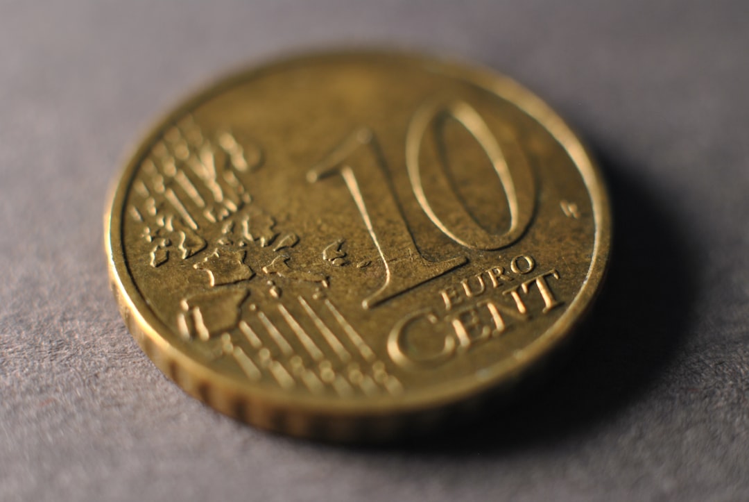 Thermal coal industrial logistics and global energy trading desk display