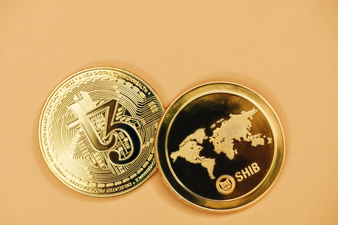 Graph showing the correlation between US 10-year TIPS real yields and nominal 10-year yields, with inflation data overlay