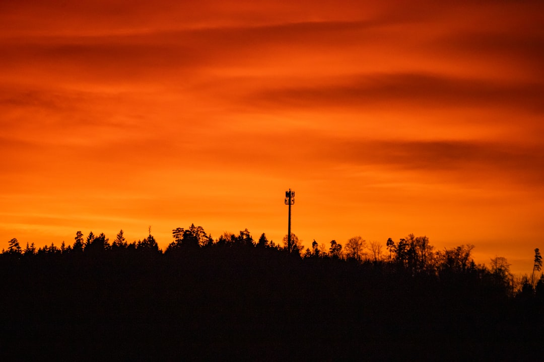 TSX market chart overlayed with geopolitical news headlines