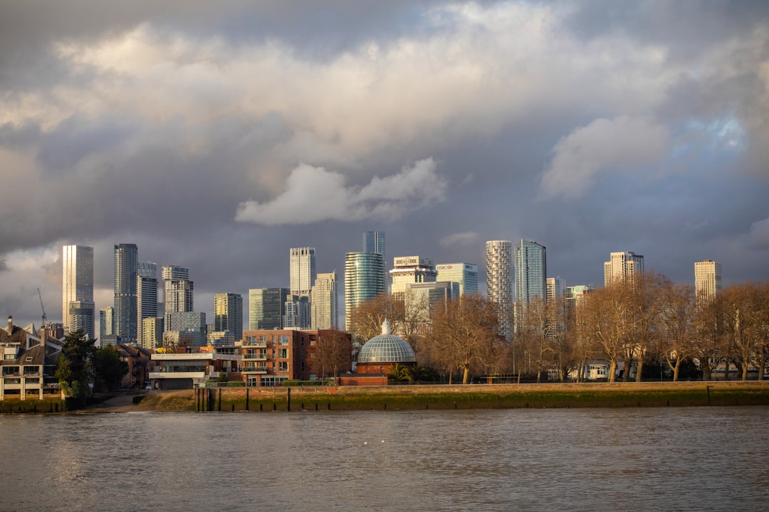 Abstract image showing financial charts and gears, representing underpriced market risks related to critical minerals, energy, and AI funding.