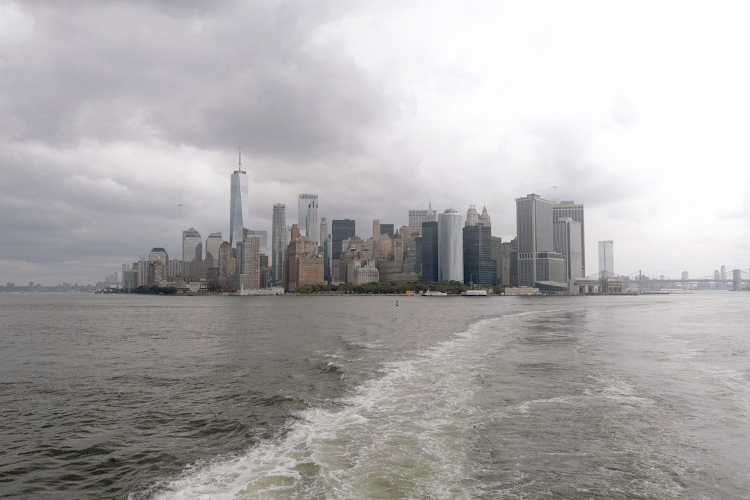 Uniswap UNI USD price chart analysis and technical strategy