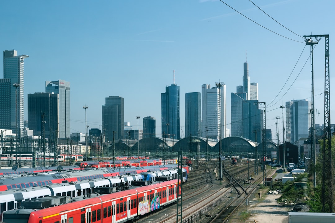 US Natural Gas Henry Hub price analysis and LNG tanker