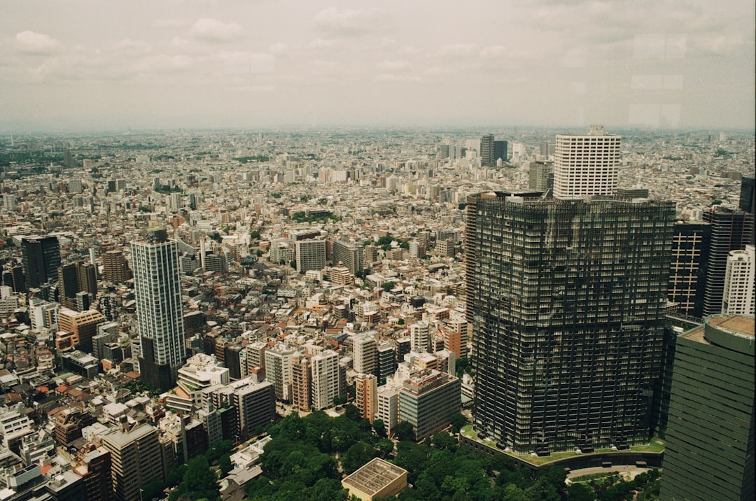 USD/CAD price chart analysis showing trading levels at 1.3916