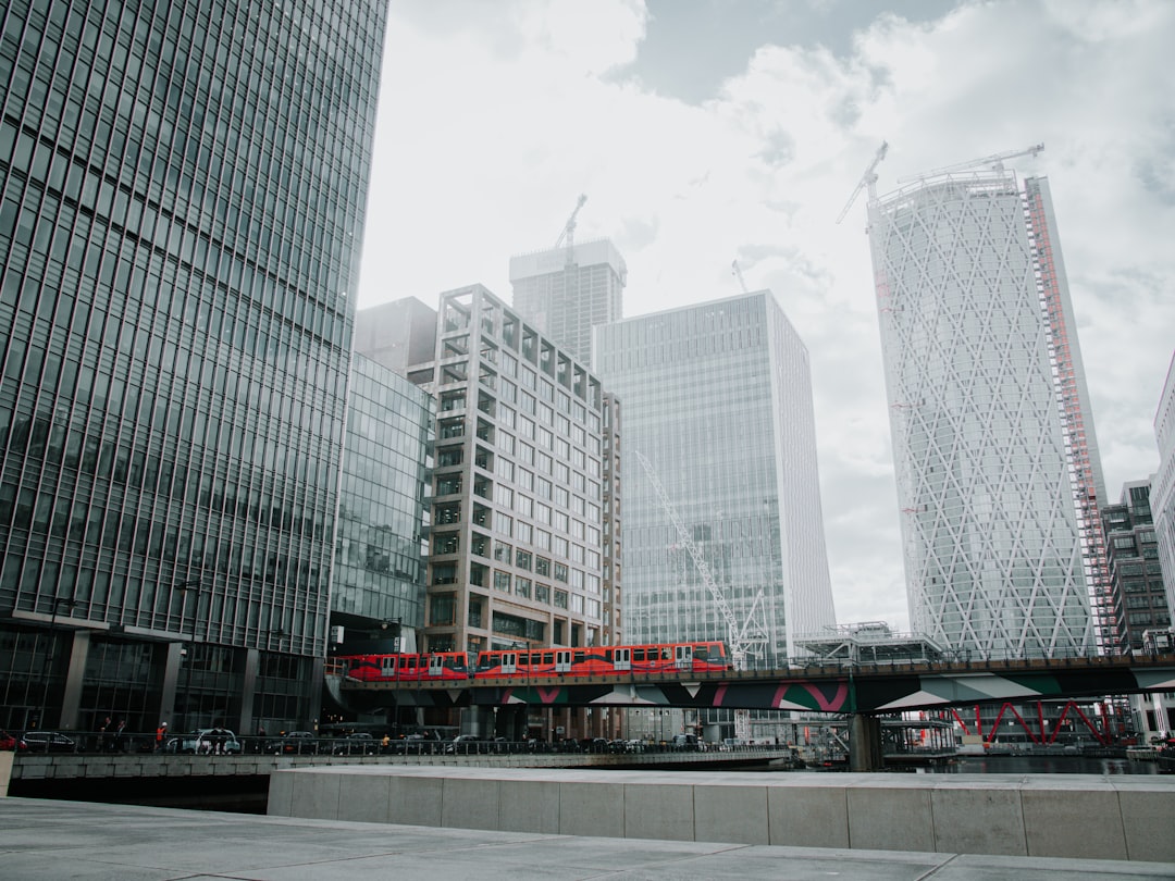 USD/CHF Candlestick Chart showing 0.78250 pivot analysis