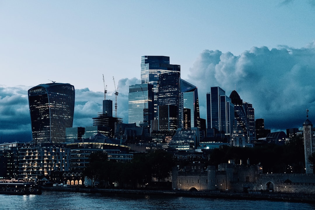 USD/CHF currency pair chart with key pivot levels highlighted, illustrating risk-managed trading strategies.