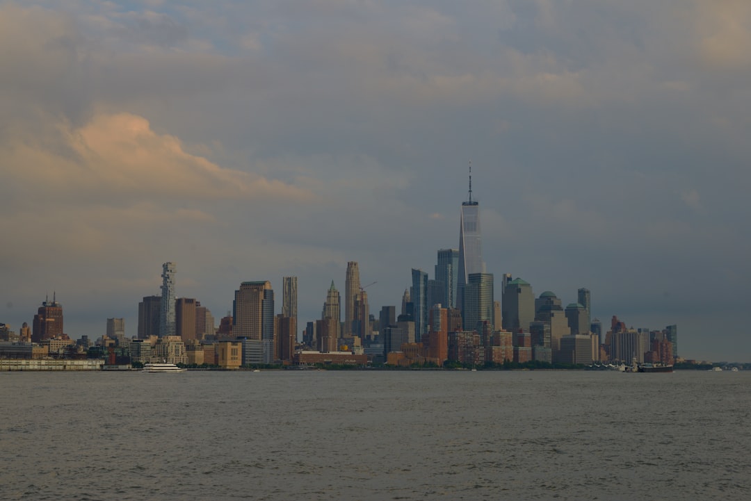 USD/HKD Currency pair chart analysis with technical pivots