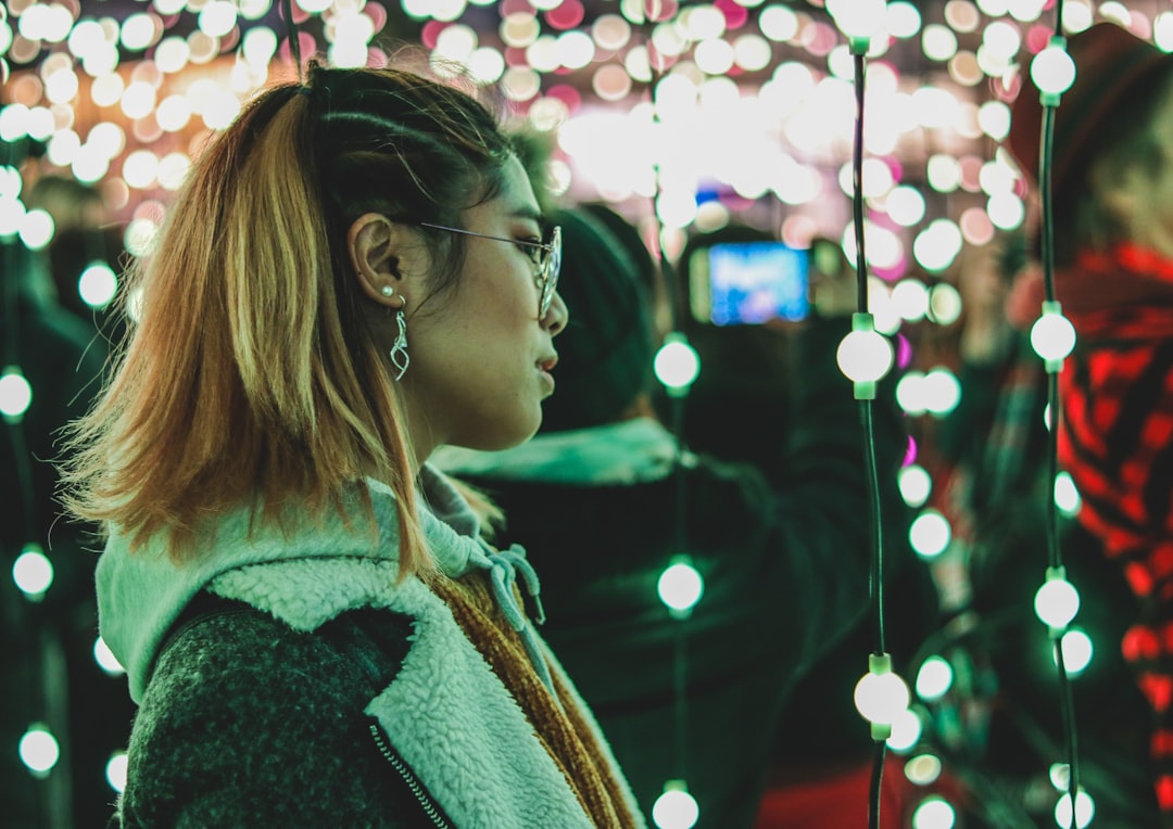 USD/SGD price chart demonstrating retest and pivot disciplines