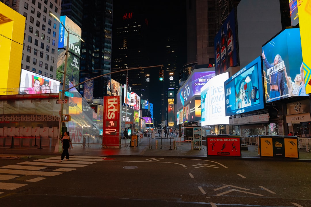 Worldcoin WLD price chart analysis and trading levels