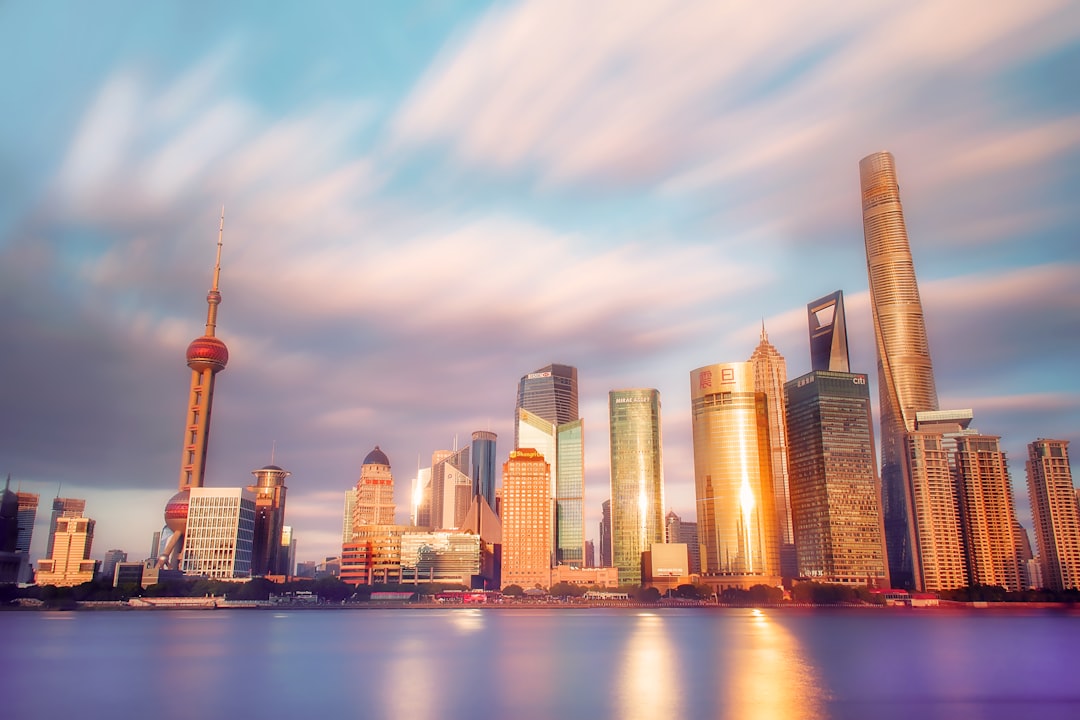 ZCash (ZEC) cryptocurrency chart showing price movements and volatility