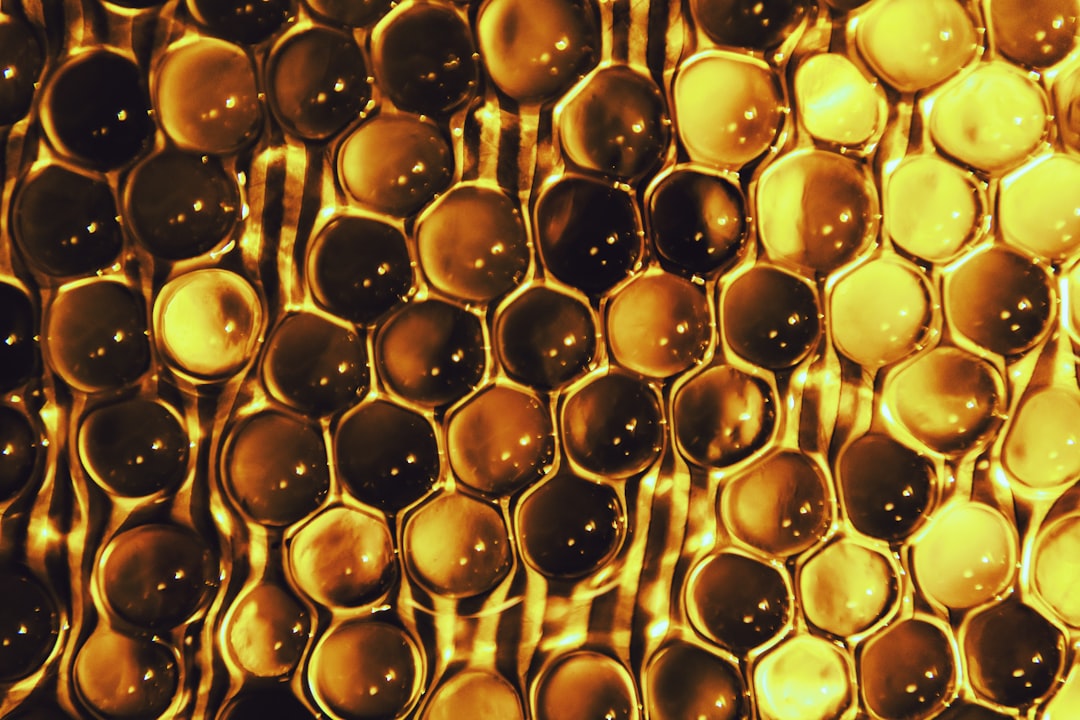 Gasoline RB price chart: Yellow-black round indicator nearing 1.9532 resistance. Price analysis.