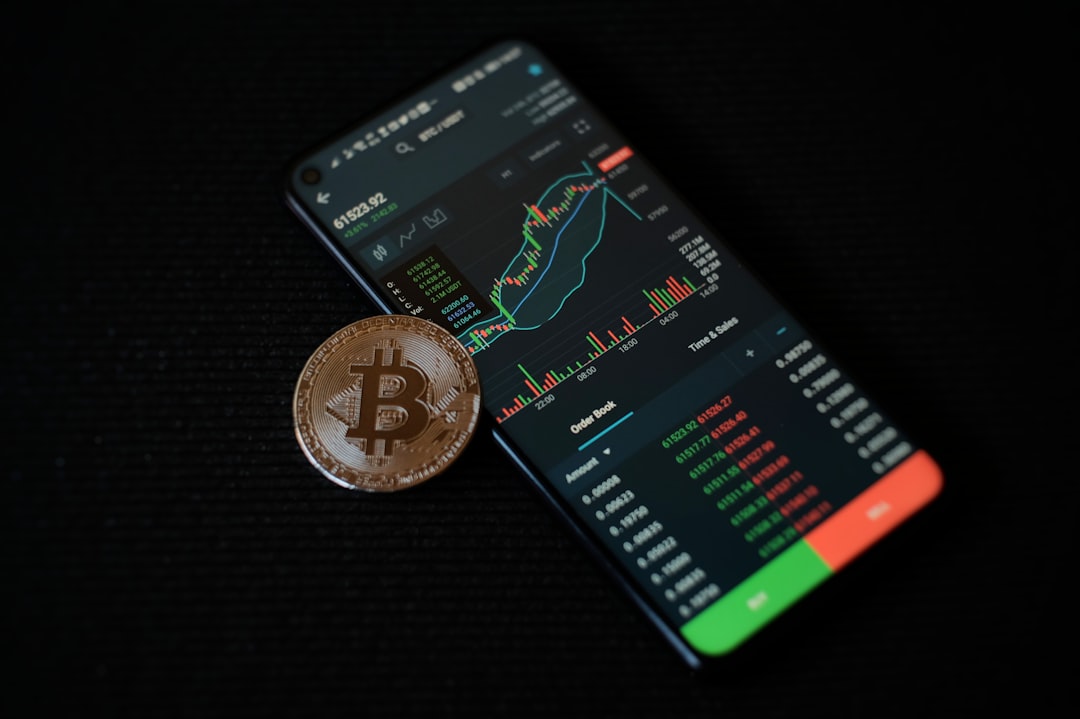 Fartcoin on smartphone: Analyzing $0.1855 value amidst market shifts.