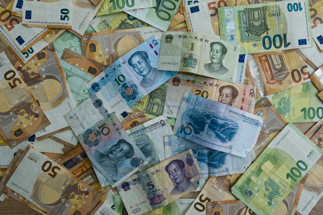 CPF Q4: Euro & Yuan, strategi risiko tape.