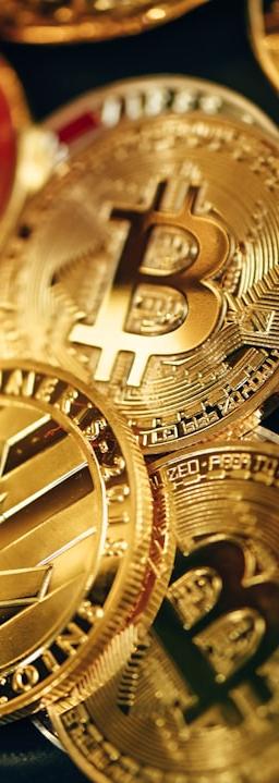 Bitcoin price chart showing volatility influenced by macro liquidity and policy decisions near $66,555