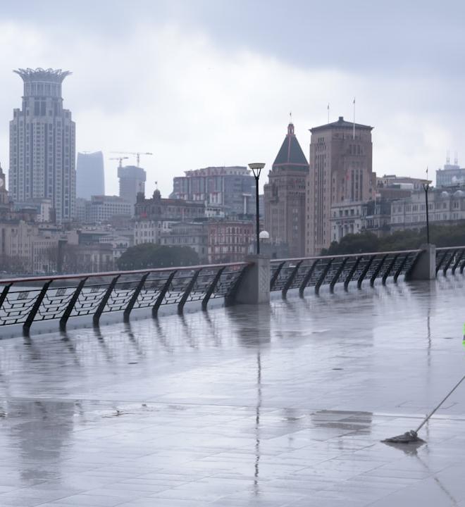 Bitcoin chart displaying price volatility amidst global macroeconomic factors and policy shifts