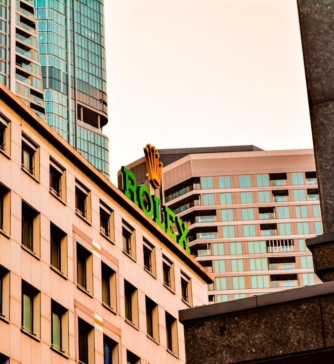 European bond yields chart showing stable periphery compression despite thin liquidity, impacting trading strategies.