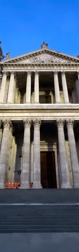 Oil rigs on a sunset, symbolizing Brent crude oil price volatility due to geopolitical tensions