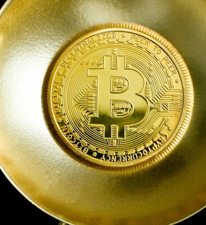 Canton Coin (CC) cryptocurrency token amidst a fluctuating market chart, symbolizing consolidation