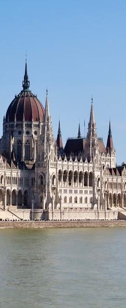 DE40 index chart showing consolidation patterns and key support/resistance levels