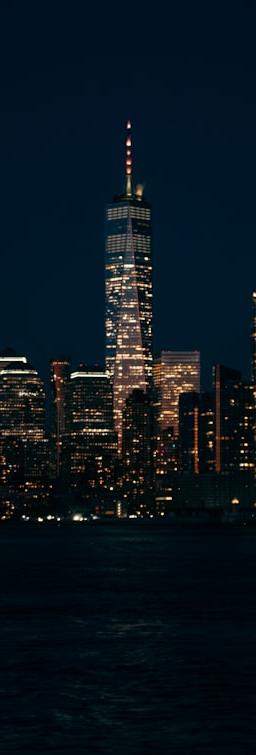 DE40 index chart showing volatility and key support/resistance levels.