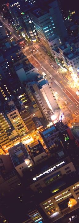 Line graph showing bond yields for US 10Y Treasury, Germany 10Y Bund, and UK 10Y Gilt, indicating selective global duration demand